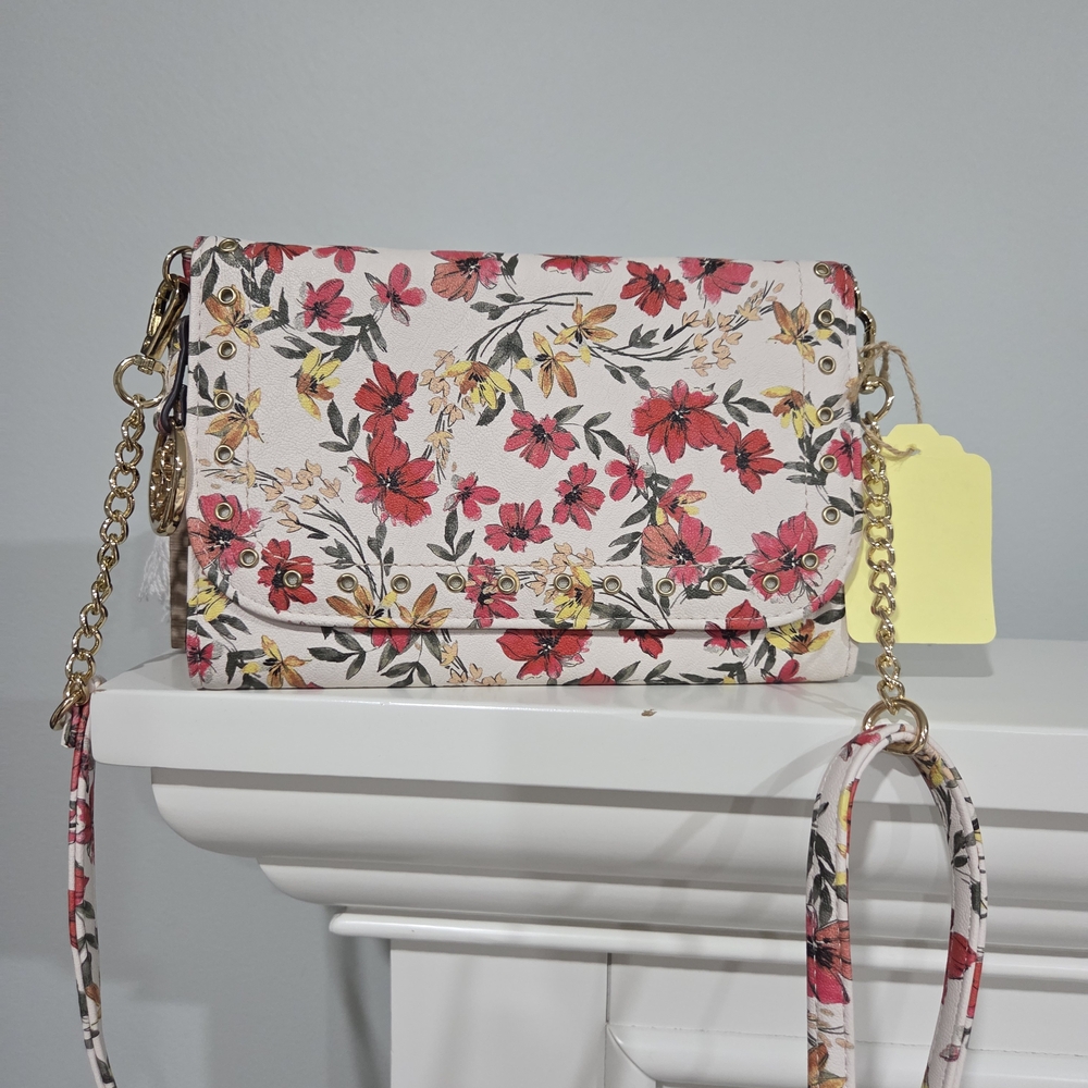NWOT JESSICA SIMPSON "POISES" WITH FLORAL PRINT, CHAIN DETAIL